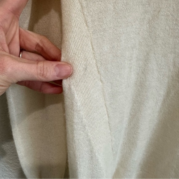 Frame Womens Medium 100% Cashmere Crew Neck Off White Casual Minimalist Sweater - Picture 10 of 11